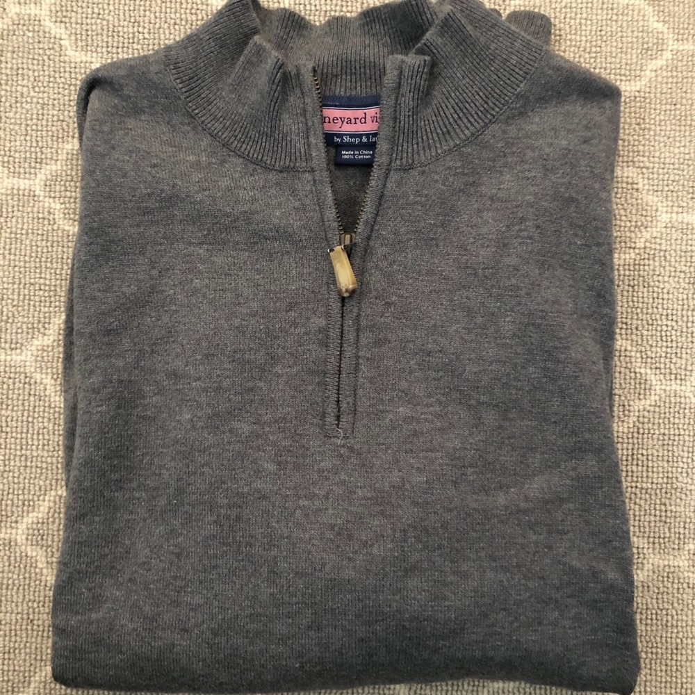 Vineyard Vines mens 1/4 zip sweater - grey